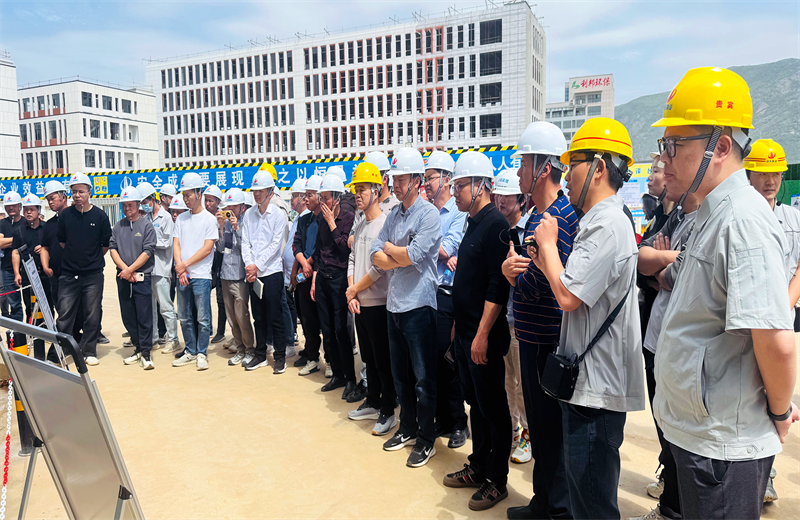 2025年4月17日，由莆田市涵江区住房和城乡建设局主办、星空电子三建承办的钢筋安装工程质量防控现场交流会在联东U谷·涵江海峡智造产业谷一期成功召开。